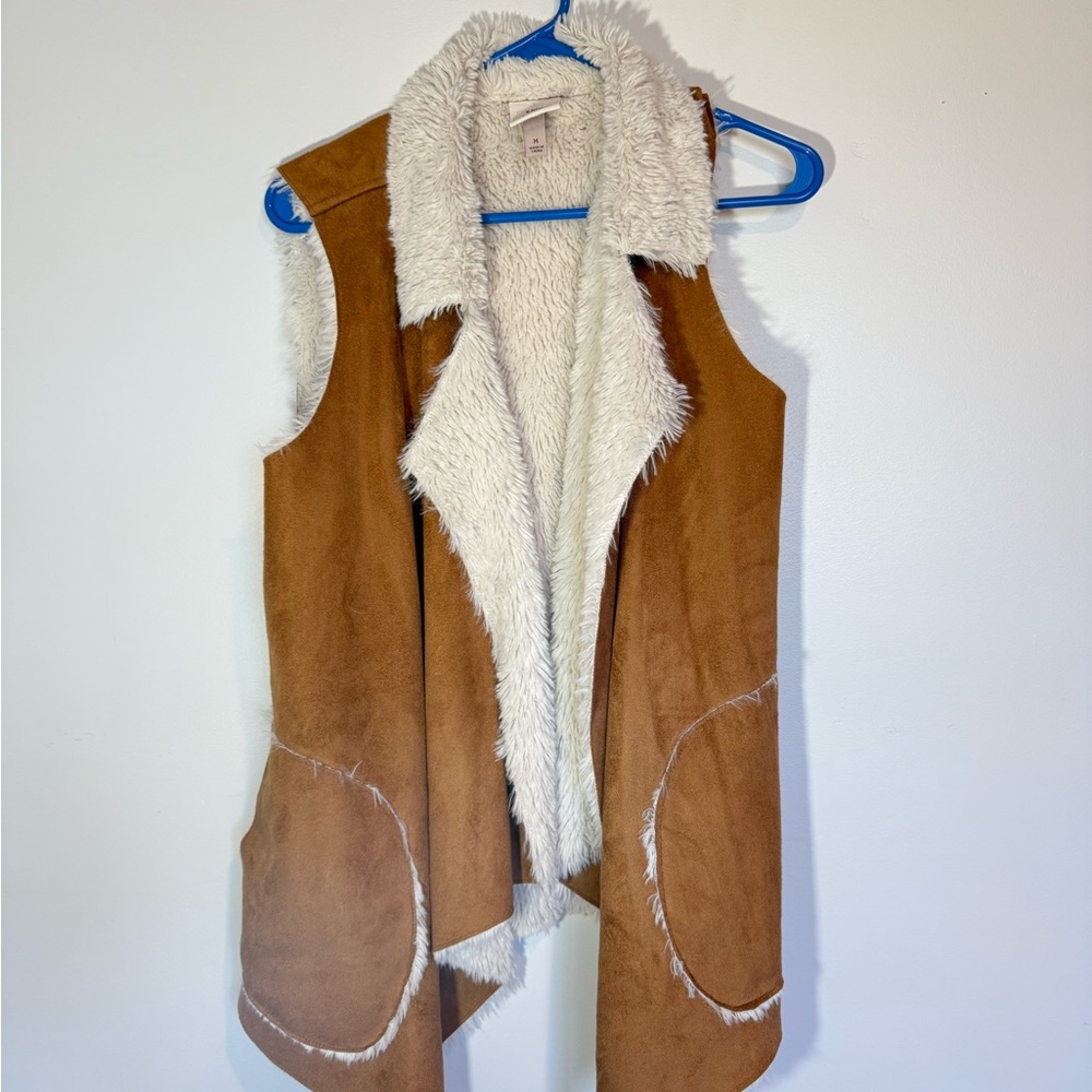 Knox Rose Tan and Cream Suede Fleece Vest